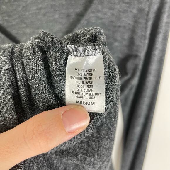 Lola & Sophie | Dark Gray Side Cinch V-neck Long Sleeve Tee - Picture 5 of 5